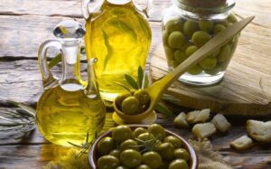 Guide on Olive Oil Processing, Health Benefits and Uses