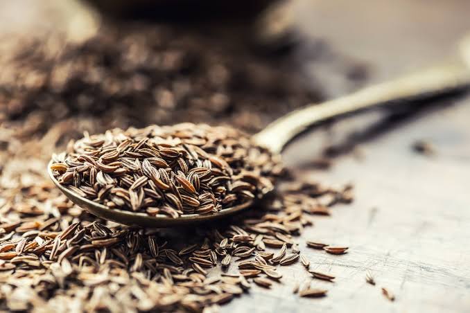 The Health Benefits of Using Caraway Seeds on your Cooking