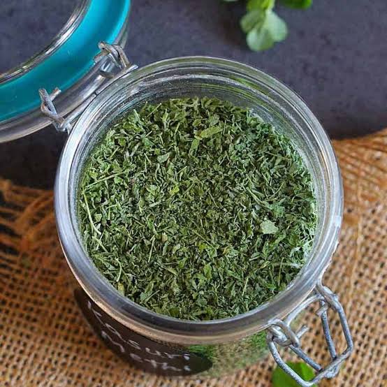 14 Health Benefits of Using Kasuri Methi Spice on your Cooking