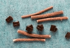 18 Medicinal Health Benefits Of Liquorice (Glycyrrhiza Glabra)