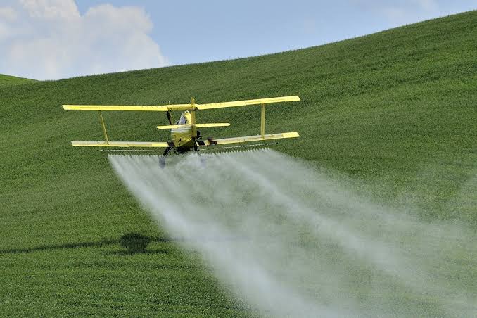 The Benefits of  Crop Dusting 