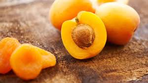 Apricots: History, Nutrition, Health Benefits and Growing Guide 
