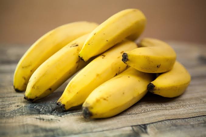 Benefits of Eating Bananas at Night