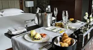 Understanding Dining Room Service Methods